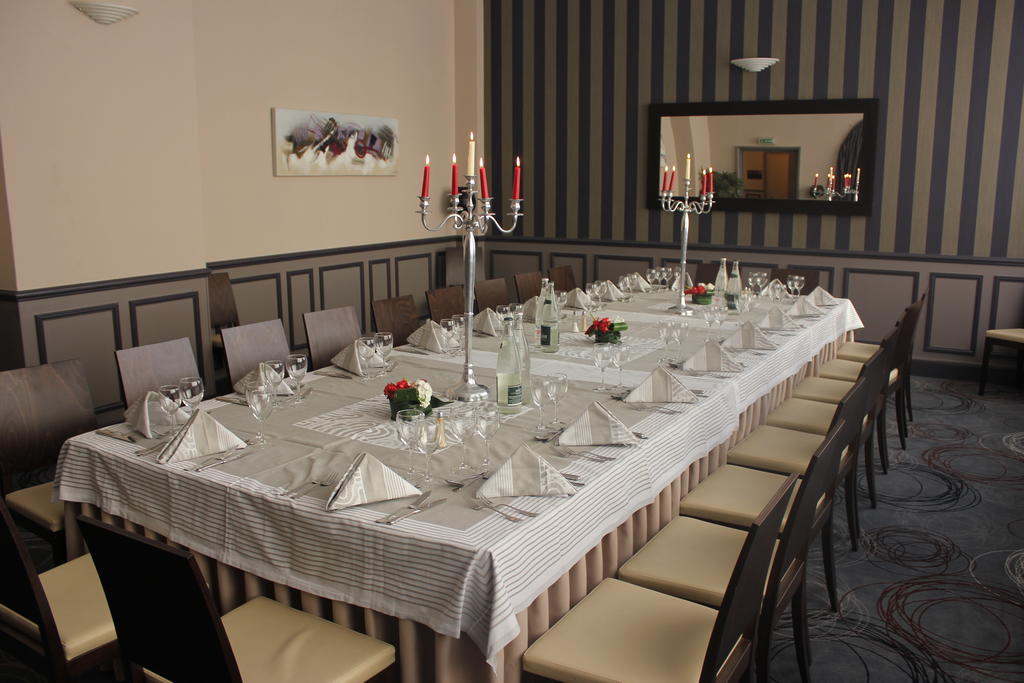 Best Western Plus Hotel Malherbe Caen Exterior photo